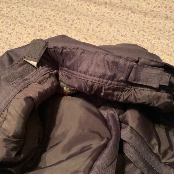 Innsbruck Adjustable Waist Snow Pants (Medium/Up to 30” Waist) - Picture 4 of 16